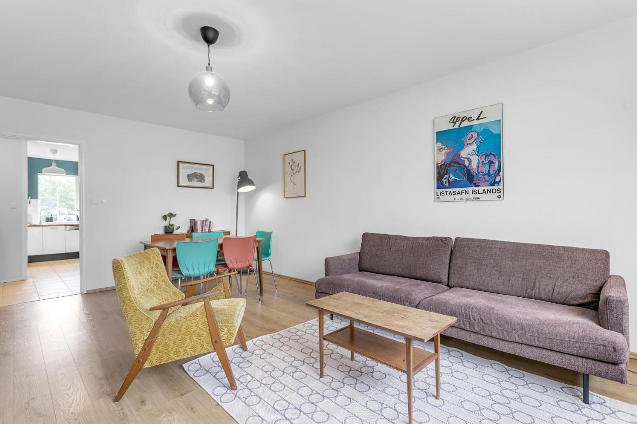 Apartment Charming 2-bedroom - Ideal Location *
